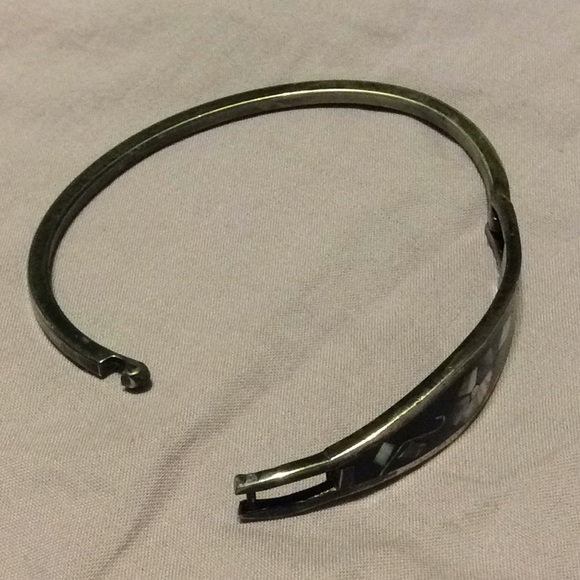 Bangle - Picture 3 of 4